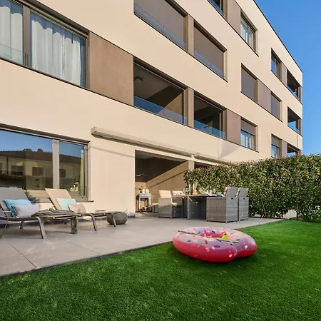 Brand New 1 Bedroom With Backyard Near The Beach! Apartament *